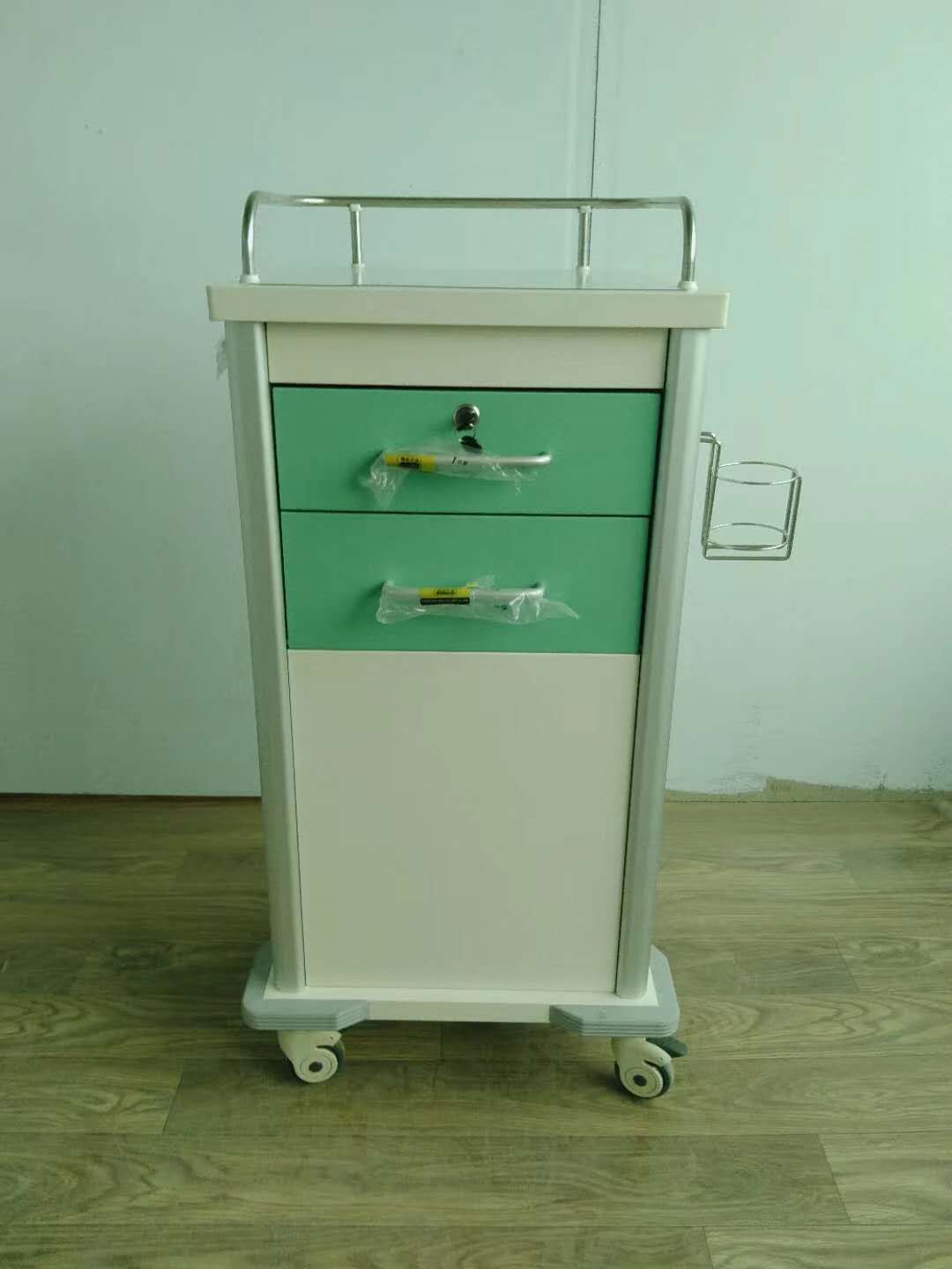 醫(yī)用推車、床頭柜
